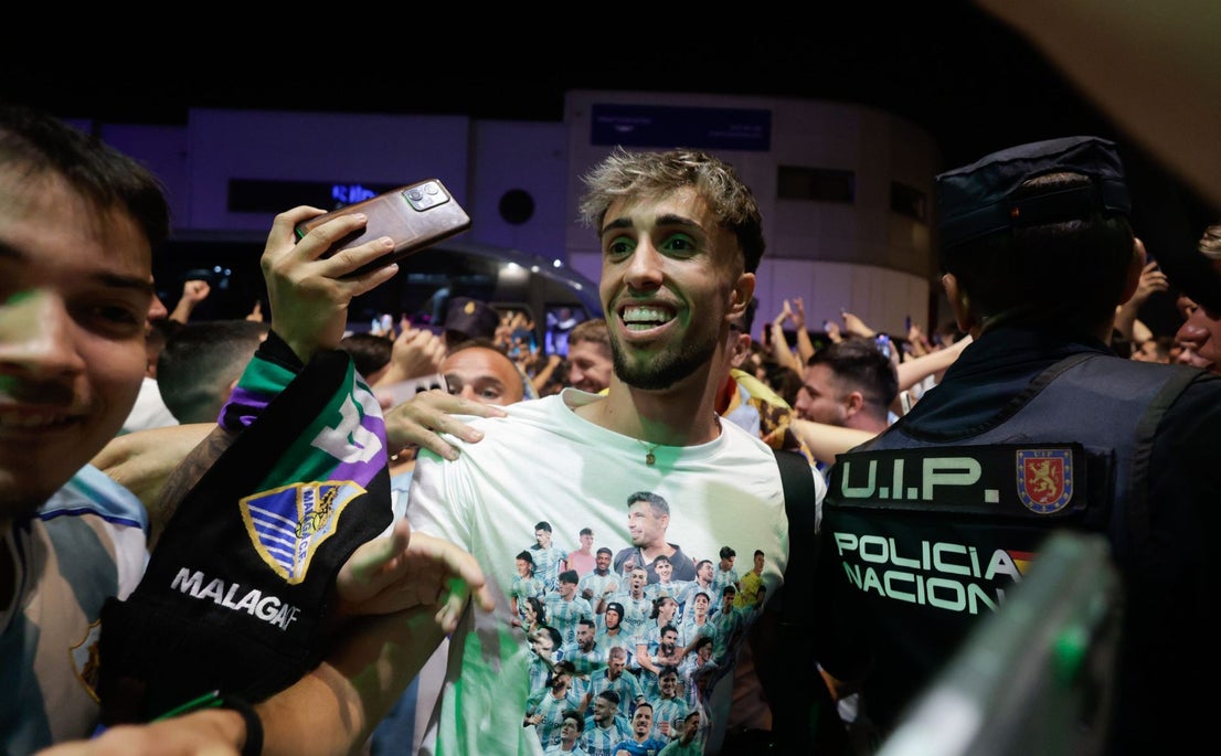 Malaga fans celebrate on promotion night