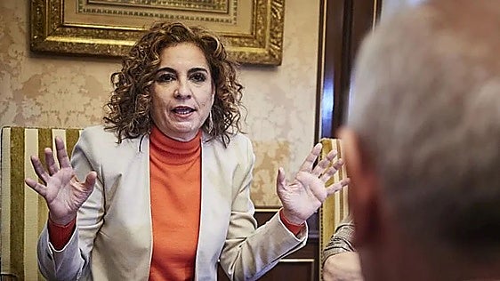 Drafting error at the Spanish Treasury let wealthy taxpayers avoid 2.3 billion euros in 'solidarity tax'