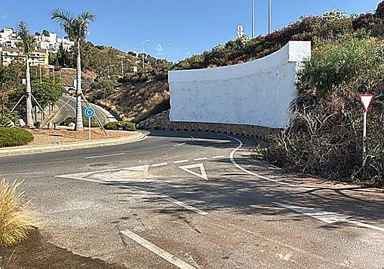 The area where the vehicle fell.