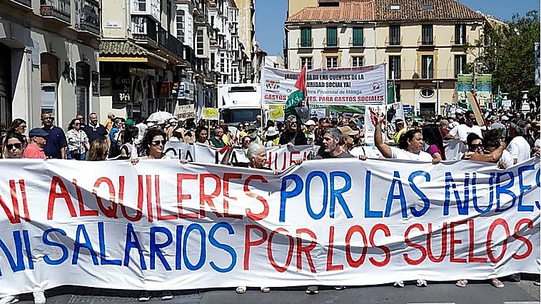 Malaga housing protest: "No more sky-high rents, no more rock-bottom wages"