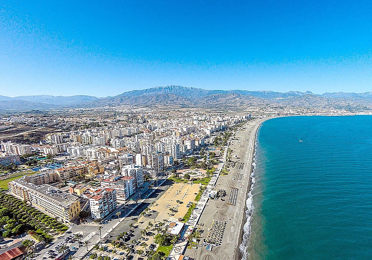 Costa del Sol off-duty police officer saves six-year-old boy from choking to death on an olive
