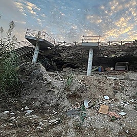 A picture of the area where work on the Senda Litoral coastal path in El Peñoncillo, Torrox-Costa, has been halted.