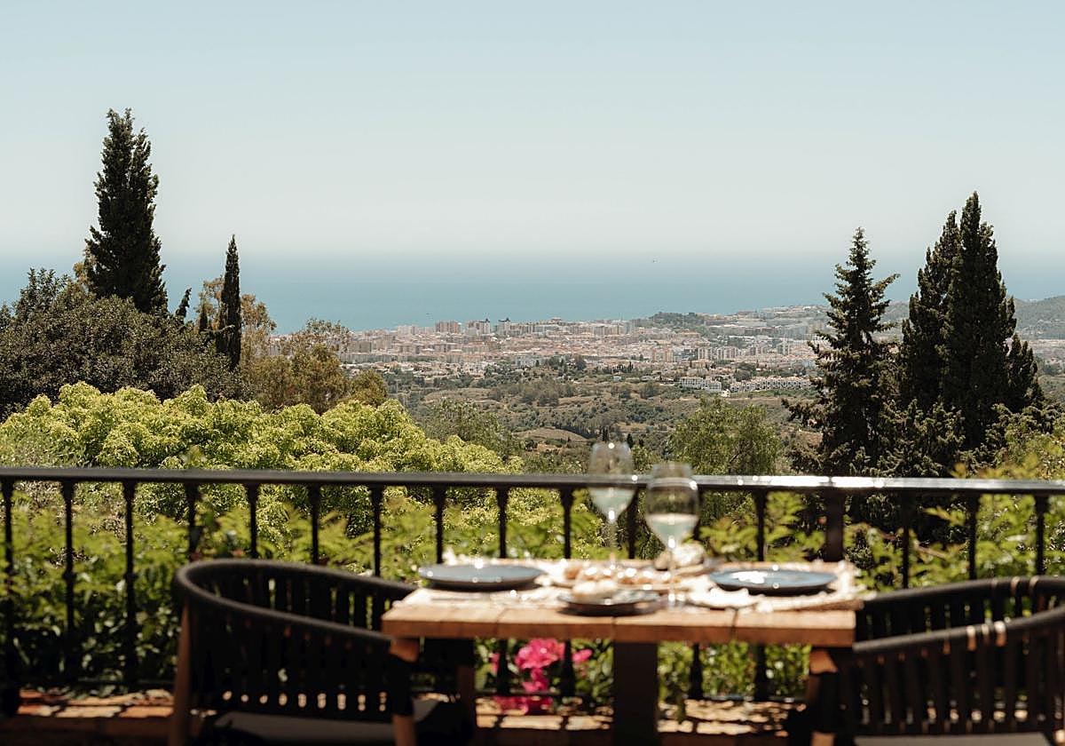 Zafir opens on the Costa del Sol