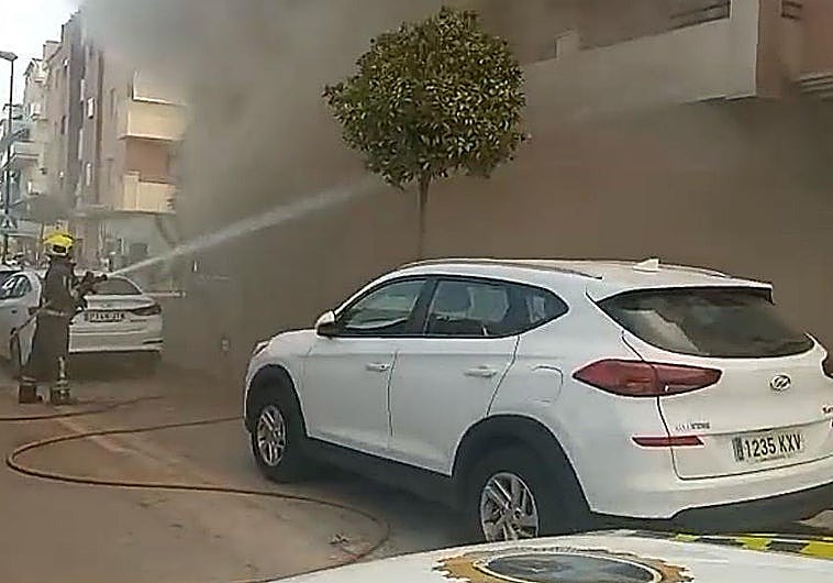 Imagen principal - Fire breaks out in popular Vélez-Málaga sushi restaurant