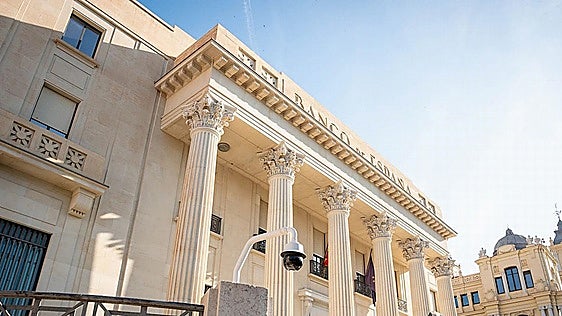 Malaga province banks return more than 74,000 euros to customers following complaints