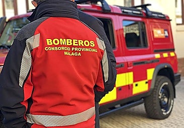Twenty-seven firefighters from Malaga province sent to Ávila to help battle Spain's largest-ever wildfire