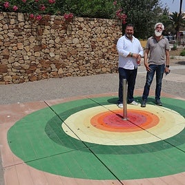 The new UV sundial on El Bombo beach.