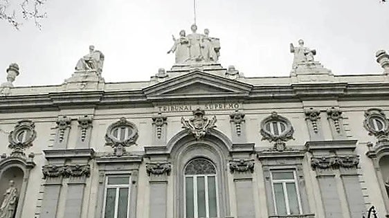 Spain's Supreme Court rules that changing legal sex does not overturn previous conviction for gender-based violence