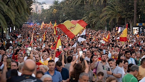 In Pictures: Crowds turn out to show support for Ceuta around Malaga province