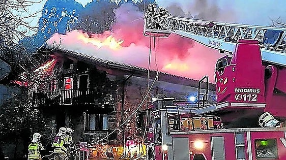Spanish firefighter trainee changes sex and applies for job reserved for women