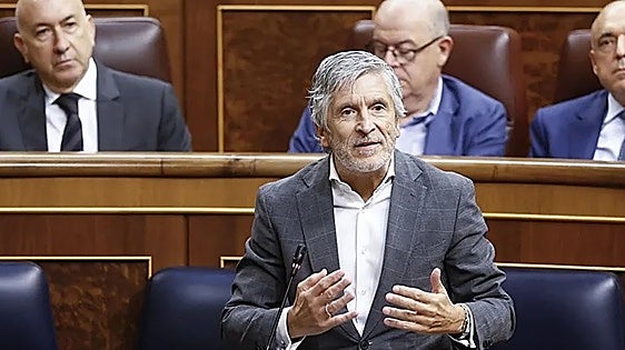 Madrid judge opens investigation into Interior Ministry's dossier on journalists' political views