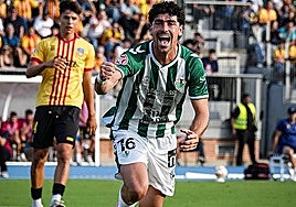 Antequera's Adrià Gené put his side 1-0 up on Sunday.