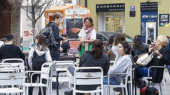 Spain's economy to grow by 2.5 per cent this year but faces 2027 inflation slowdown