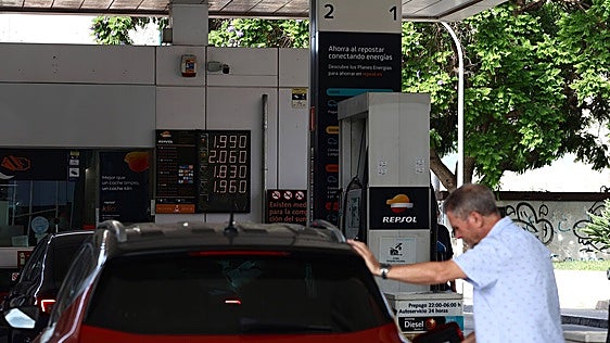Malaga province inflation hit by petrol and electricity despite stabilisation of grocery prices