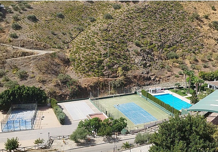 Axarquía villages to receive 1.2-million-euro investment for new sports facilities