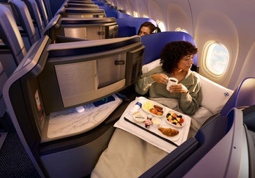 United Airlines will operate the direct flight from Malaga to New York only during the summer of 2027