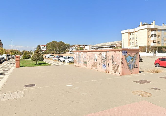 The plot of land on which the Teatinos market is to be built.