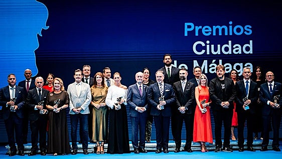 Malaga honours its 'favourite sons and daughters' at splendid ceremony in Teatro Cervantes