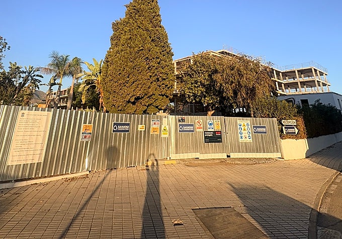 A picture showing the current state of the building works at the Parador de Turismo in Nerja.