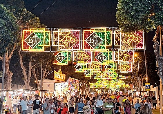 Half a million lights, a virtual assistant and enhanced security during the Torremolinos fair