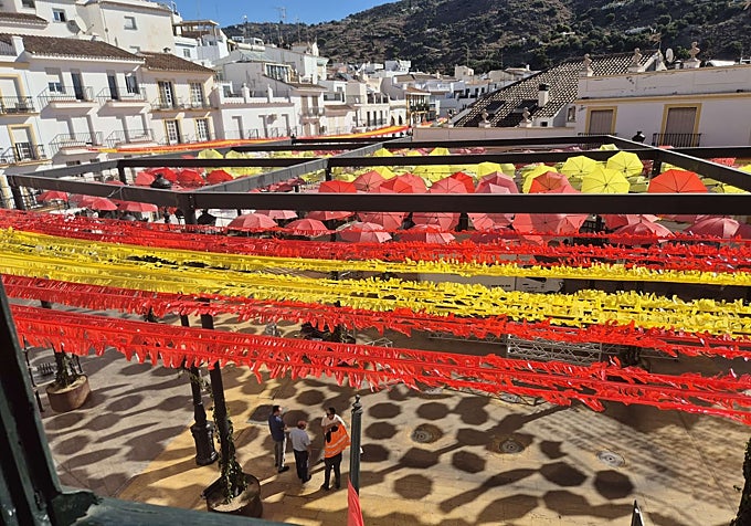 Imagine the bunting put up in Plaza de la Constitución and the colourful umbrellas.