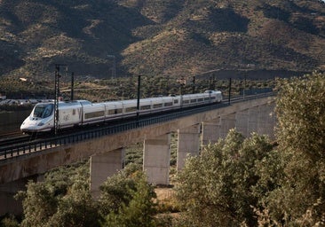 Spanish engineers endorse safety of LZB system and point to rail network's lack of maintenance