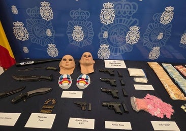 Items seized by the National Police.