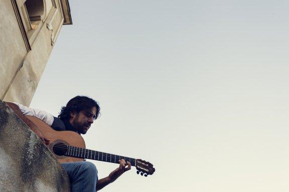 Daniel Casares is playing with the OFM in Malaga, Mijas and Estepona in May.