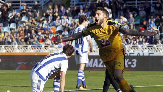 Borja Bastón when he played for Eibar.