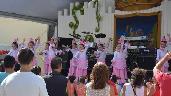 Young dancers at last year’s fair.