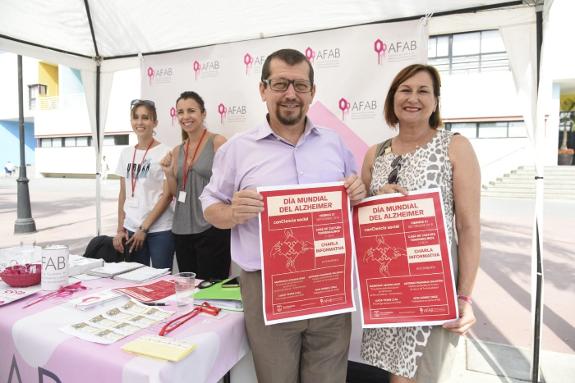 Members of Torremolinos town hall and AFAB in the marquee.
