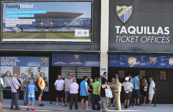 Fans queuing at the La Rosaleda ticket offices on Monday.