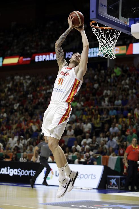Spain's basketballers put on a show in Malaga
