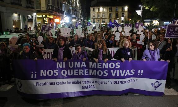 The head of the demonstration in Malaga city centre on Monday evening.