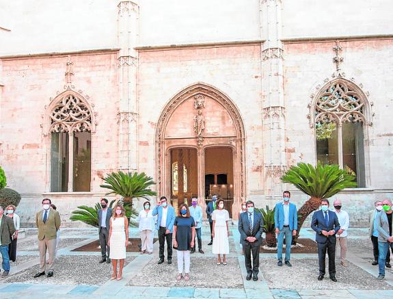 Business and workers leaders with ministers in Palma earlier this month. 
