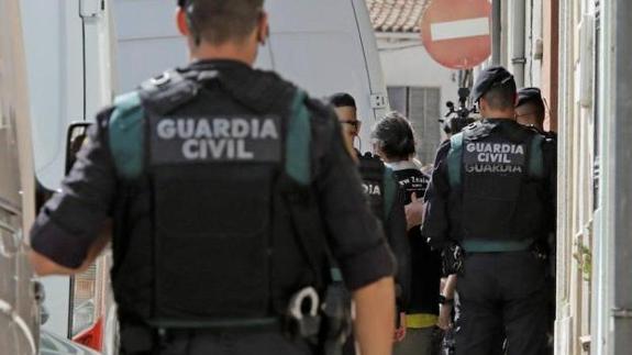 File photo of a Guardia Civil operation.