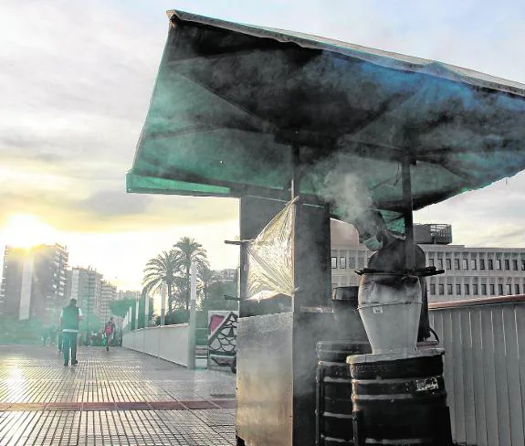   A chestnut stall just off the Alameda in the city of Malaga. 