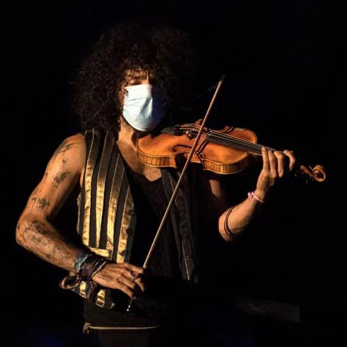 Violinist Ara Malikian was among the artists who performed in 2020.