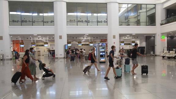 New Covid testing clinic for departing passengers to open at Malaga Airport