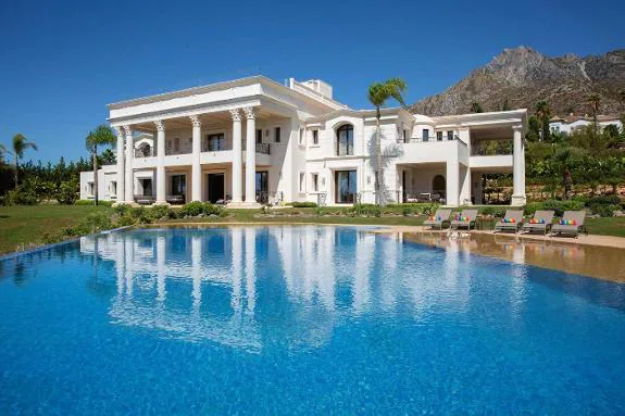 The mansion is 3,000 m2  in size and stands in 6,000 m2 of  grounds with an infinity  swimming pool.