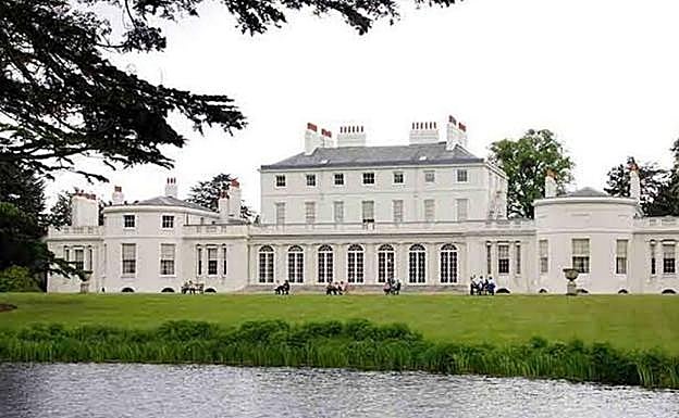 Isabel II: una fortuna blindada de más de 350 millones de euros