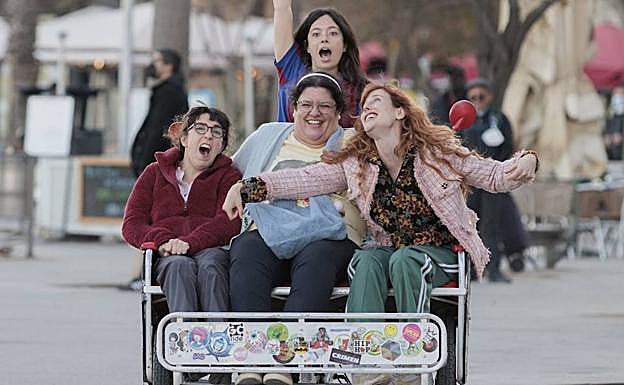 Un fotograma de la ficción.