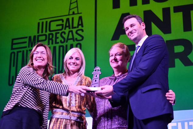 Hijos de Antonio Ferre, empresa de Banyeres de Mariola de 1914, recoge el galardon