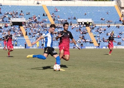 Imagen secundaria 1 - David Porras ha terminado dirigiendo al equipo tras la expulsión de Ángel Rodríguez en el Hércules. 