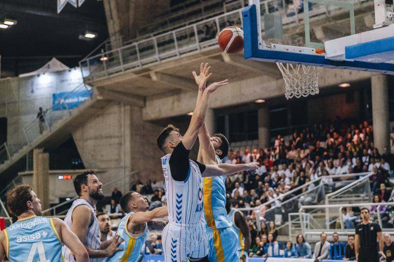 Fotos: Remontada del HLA Alicante ante el histórico Estudiantes