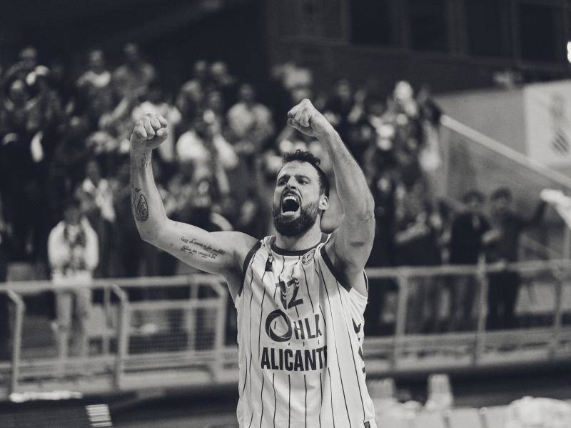 Fotos: Remontada del HLA Alicante ante el histórico Estudiantes