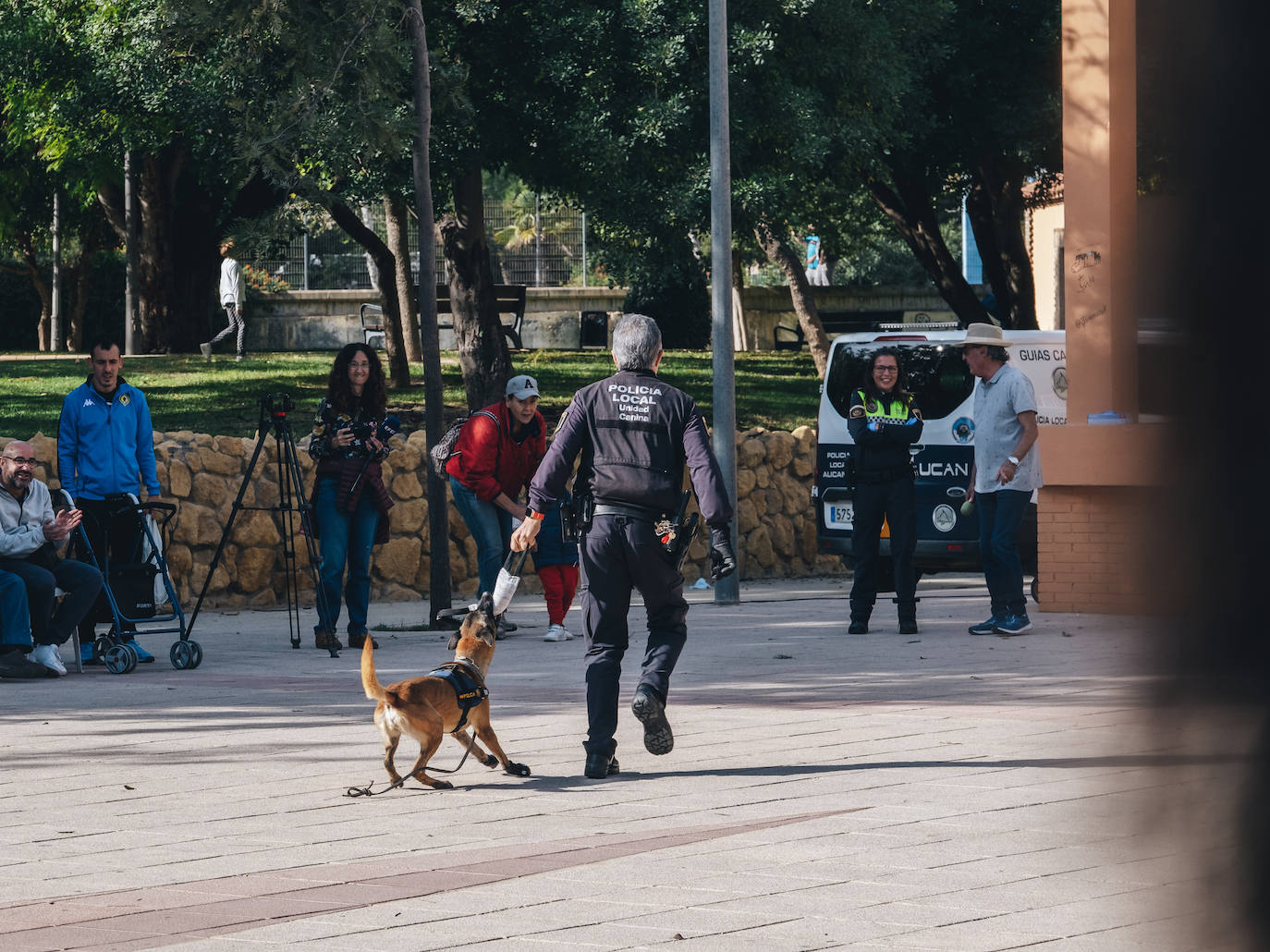 Fotos: Exhibiciones de unidades caninas y mucho amor en el evento &#039;Mi mascota, mi familia&#039;