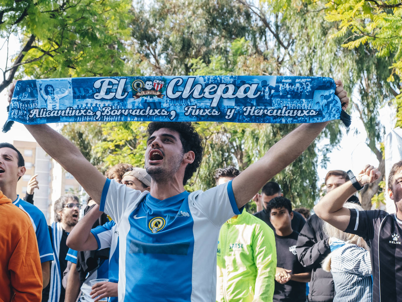 Fotos: Clamor contra Ortiz y entrada al estadio con 0-1