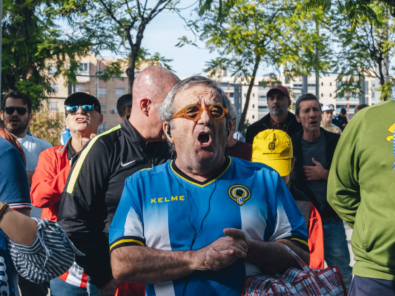 Fotos: Clamor contra Ortiz y entrada al estadio con 0-1