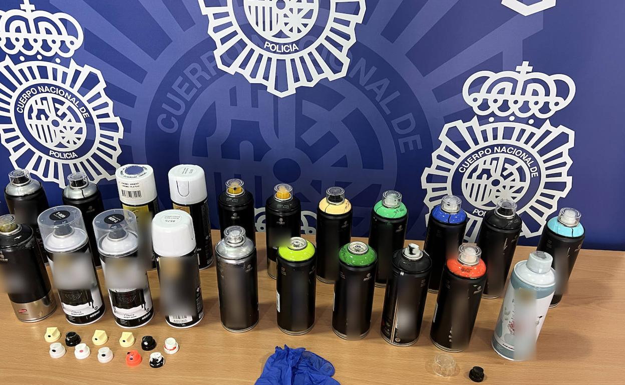 Material intervenido a los jóvenes detenidos